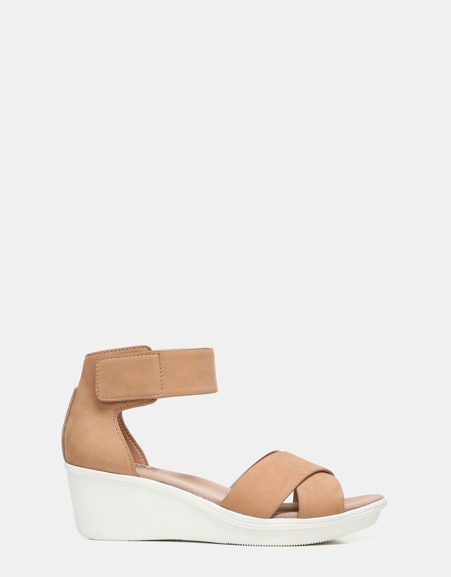 Naturalizer - Riviera Wedge Sandal - Cookie Dough