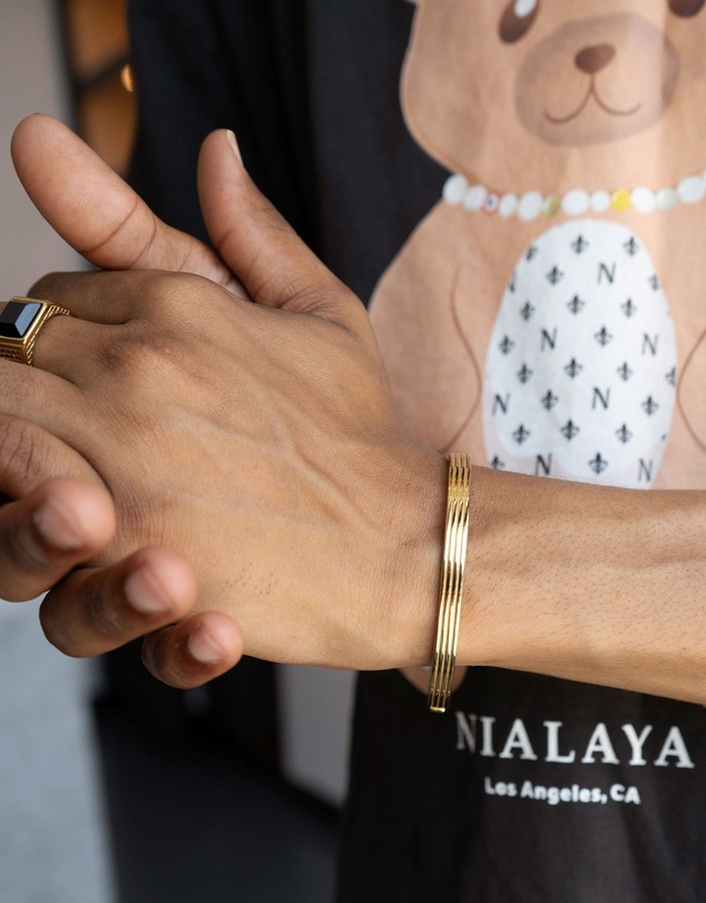 Nialaya Jewellery - Men's Gold Gentleman Bangle