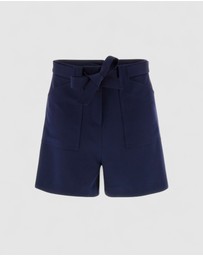 GUESS - New Valentina Shorts