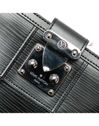 Pre-Loved by Azura Reborn - Pre-Loved louis vuitton Pochette Accessoires Epi Leather Shoulder Bag