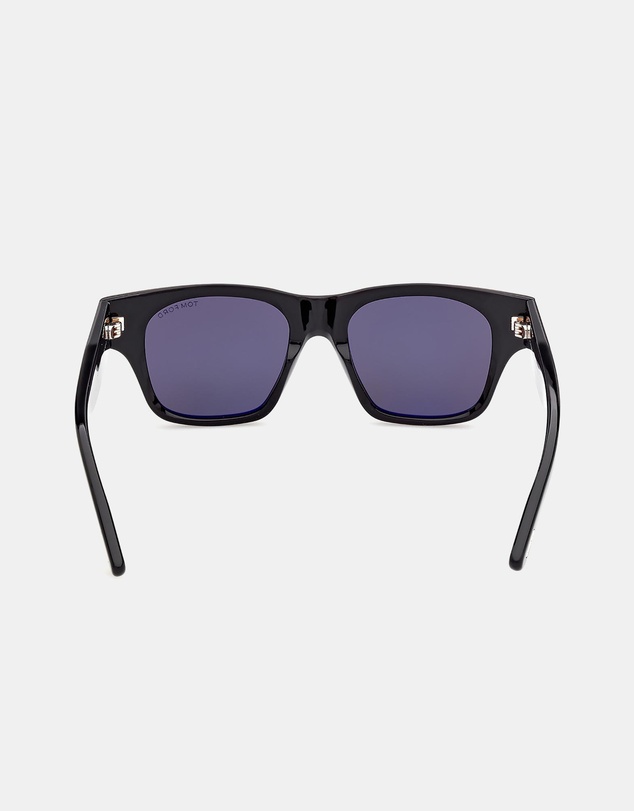 Tom Ford - Caine