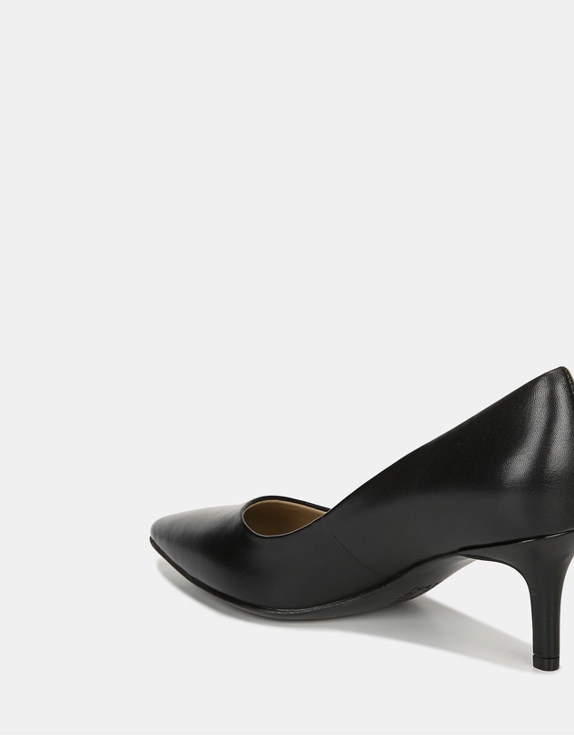 Naturalizer - Everly Kitten Heel - Black