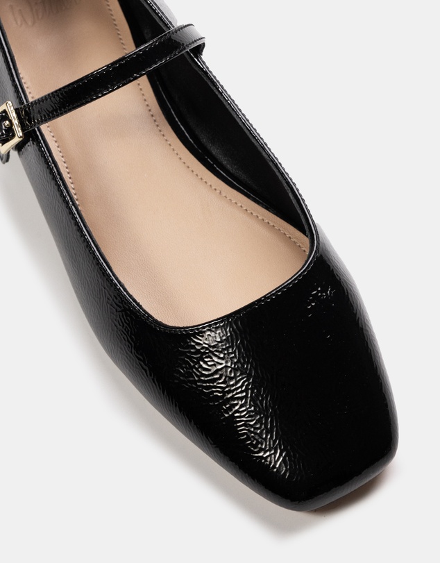 Wittner - Aria Crinkle Patent Leather Mary Janes