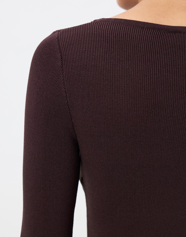 Tussah - Gabrielle Crew Neck Long Sleeve Compact Knit Top