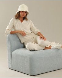 Morgan & Taylor - Montana Teddy Cloche Hat in White Cream