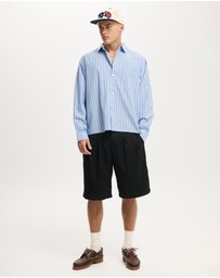 Cotton On - Super Baggy Pleated Shorts
