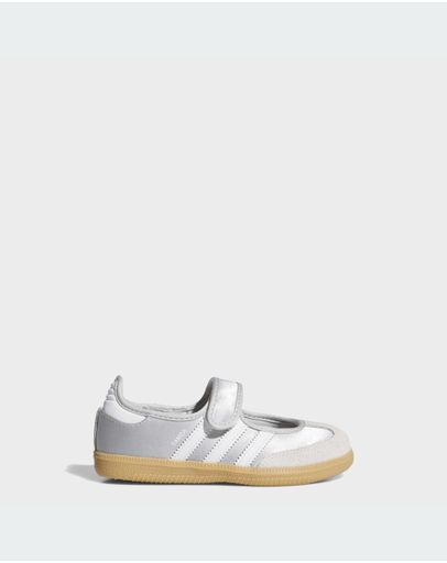 Silver Metallic / Cloud White / Gum