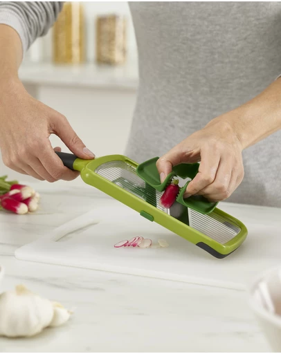 Joseph Joseph - Multi-Grip Mandoline™ with Precision Food Grip (Green)