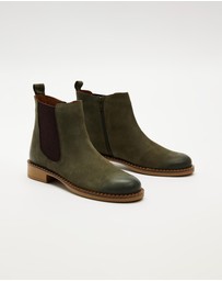 Bueno - Patch Boots