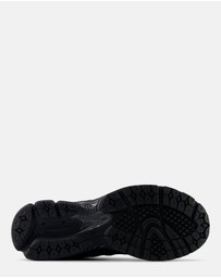New Balance - 2002R - Men's