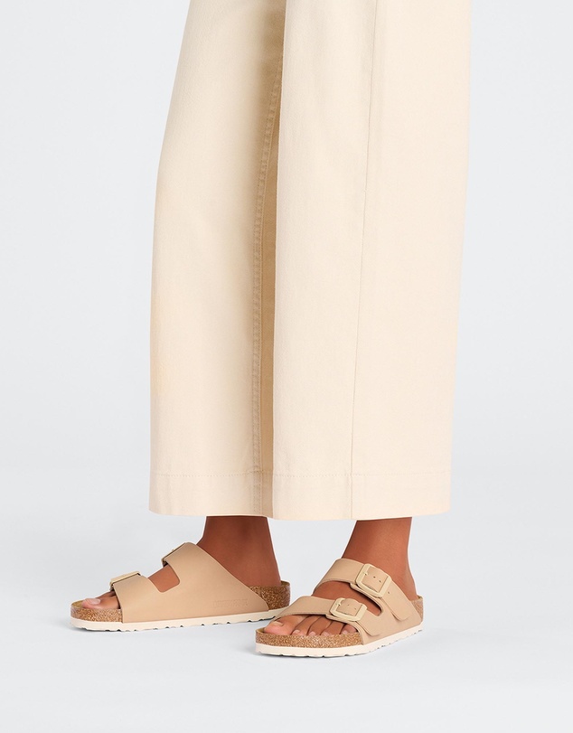 Birkenstock - Arizona New Beige Birko-Flor Regular - Women's