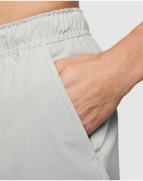 Nike - 7in Unlimited Dri-FIT Unlined Versatile Shorts