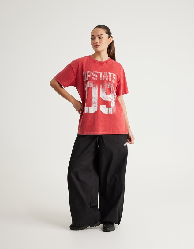 Upstate - Thrive T-Shirt - Crimson Sport/Snow Wash