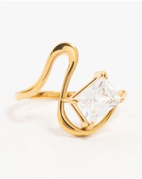 Lovisa - Waterproof Gold Plated Stainless Steel Wavy Statement Ring