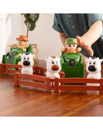 John Deere - The Cows are Out Farm Set
