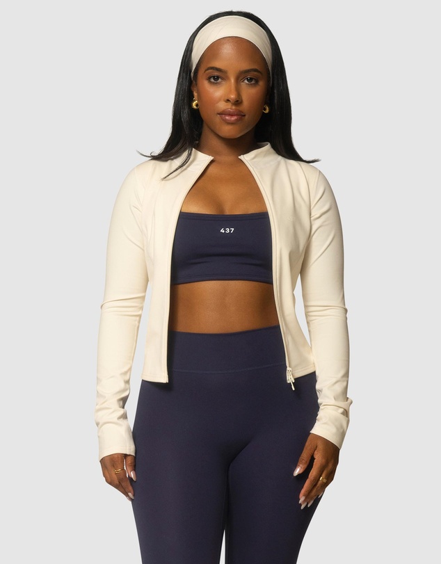 437 - The Curve Jacket