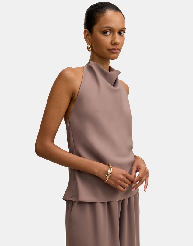 Forever New Petite - Evelyn Petite Halter Neck Backless Top