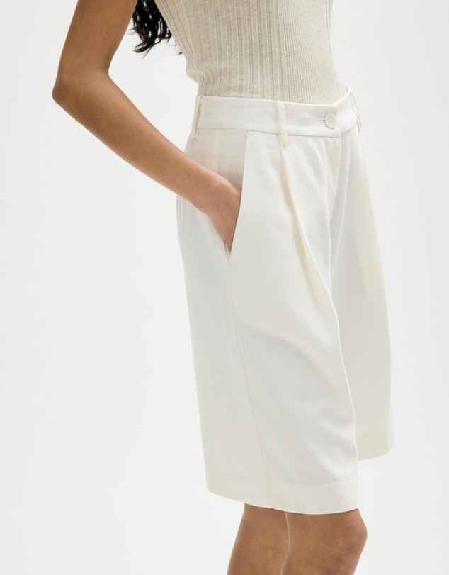 Minima Esenciales - Ise Tailored Shorts