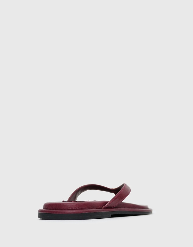Betts - Tennessee Leather Thong Sandals