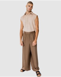 Justin Cassin - Verve Sleeveless Collared Shirt