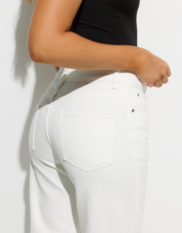 Dazie - Florence Mid Straight Jeans