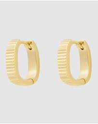 Wanderlust + Co - Ribbed Bar 10mm Huggie Earrings