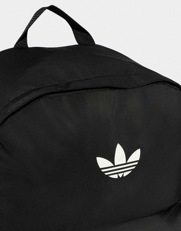 adidas Originals - Essential Logo Backpack