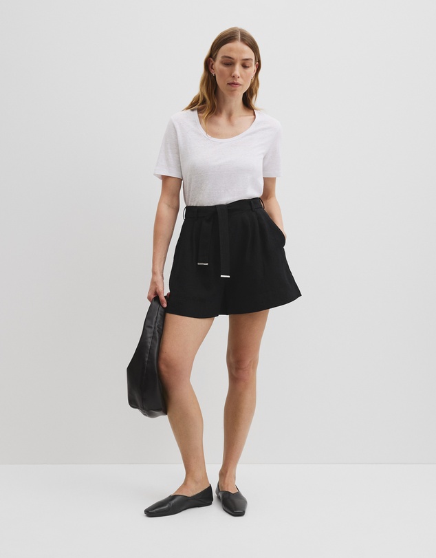 Country Road - Organically Grown Linen Tuck Front Short