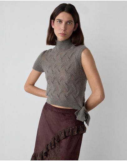 Taupe