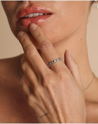 Astrid & Miyu - Opal Pear Bezel Band Ring