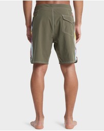 Quiksilver - Mens Original Arch 18