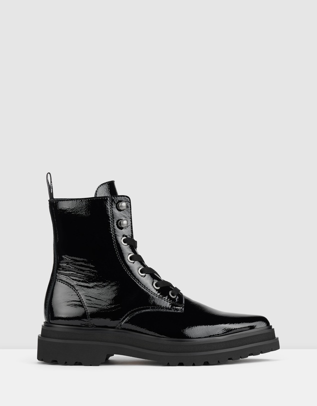 Rollie - Pointed Sidezip Boot