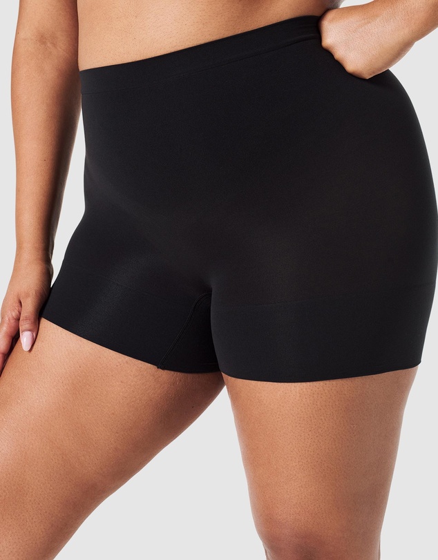 Spanx - Everyday Seamless Shaping Shorty