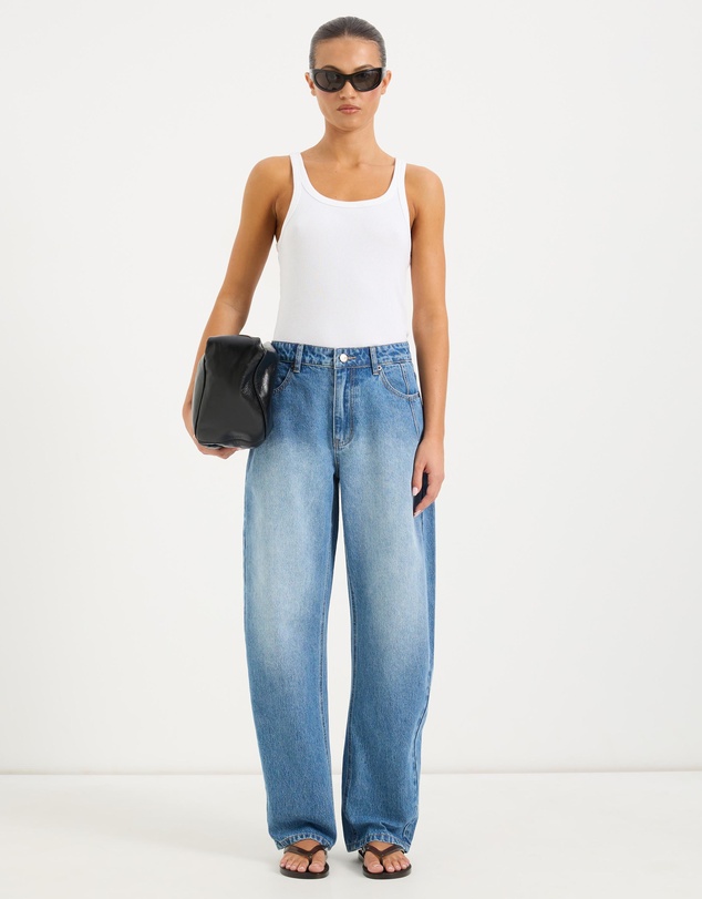 Calli - Blake Mid Rise Slim Barrel Leg Jeans
