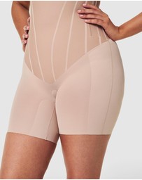 Spanx - TotalContour-High-Waisted Mid-Thigh Shorts