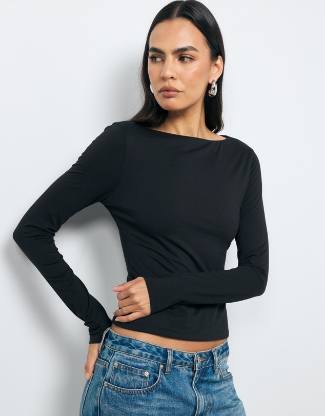 AERE - Tess Boat Neck T-Shirt