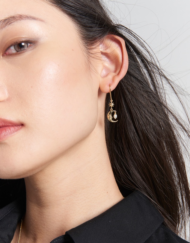 Karen Walker - Sun & Moon Earrings with 2 x 5mm Teardrop Freshwater Pearls