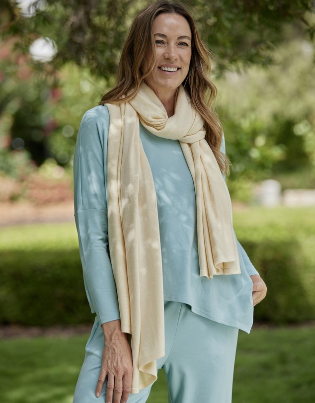 Bamboo Body - Bamboo & Recycled Cashmere Wool Travel Wrap - Vanilla