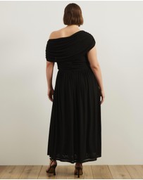 Atmos&Here Curvy - Winnie Off Shoulder Mesh Maxi Dress