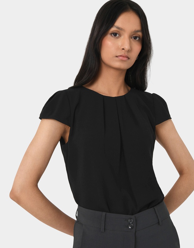 Forcast - Tamera Pleated Round Neck Top