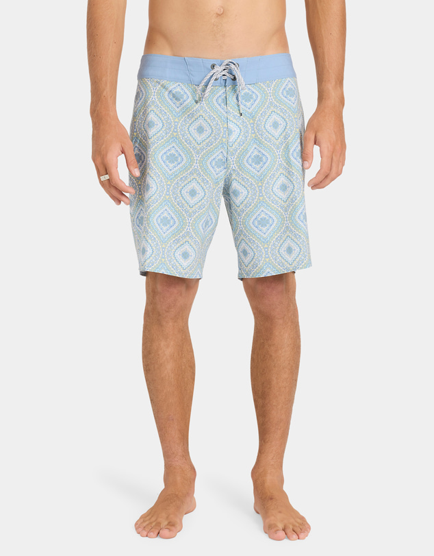Billabong - Mens Good Times Pro Performance 17.5