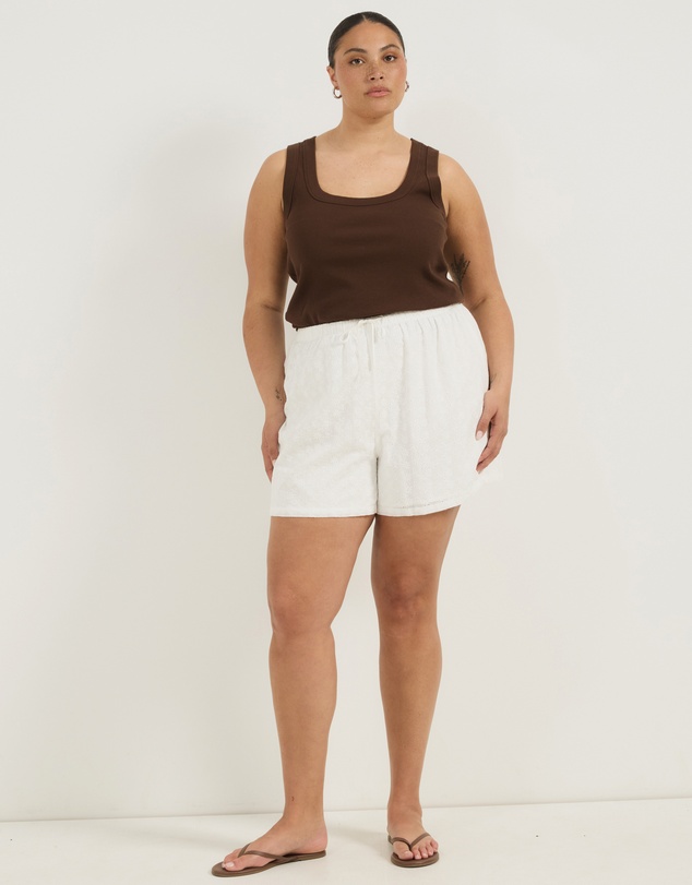 Atmos&Here Curvy - Luci Broderie Shorts