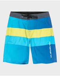 Quiksilver - Boys 8 to 16 Everyday 17
