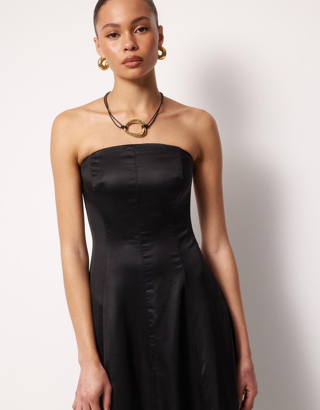 AERE - Aspyn Strapless Midi Dress