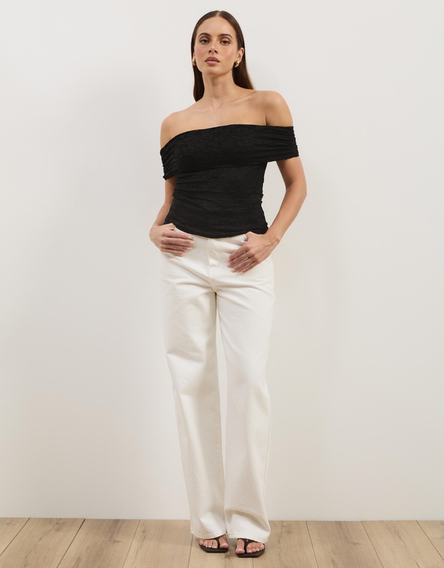 Atmos&Here - Eliza Lace Off Shoulder Top