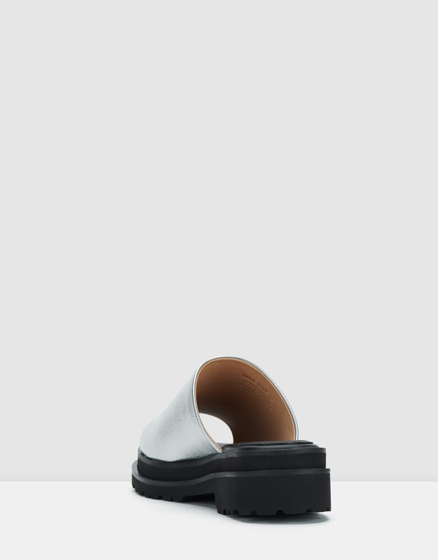 Rollie - Slide Step Flat