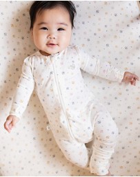 Grow Kindly - Light Zippee Baby Romper in Rainbow Dreaming (0.2 TOG)