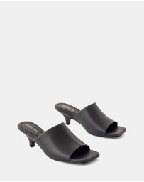 Therapy - Nassau Heels