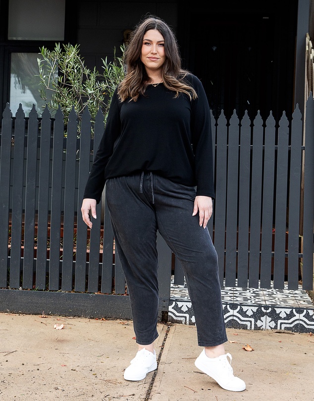 Love Your Wardrobe - Kayla Long Sleeve Rib Tee