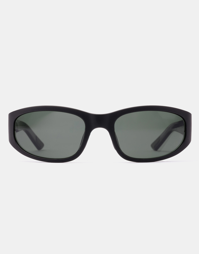 Otis - Blur - Polarised